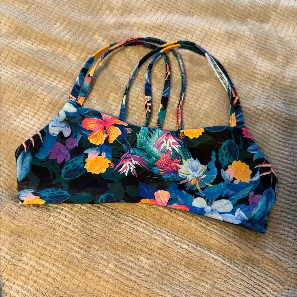 JOLYN Bikini Top- size medium